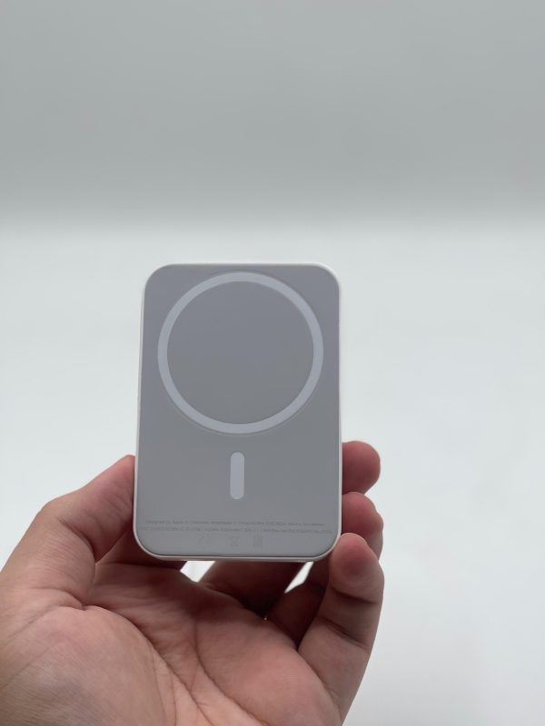 Apple MagSafe Wireless Power Bank 5000mAh – Magnetic Portable Battery Charger for iPhone 12/13/14 Series